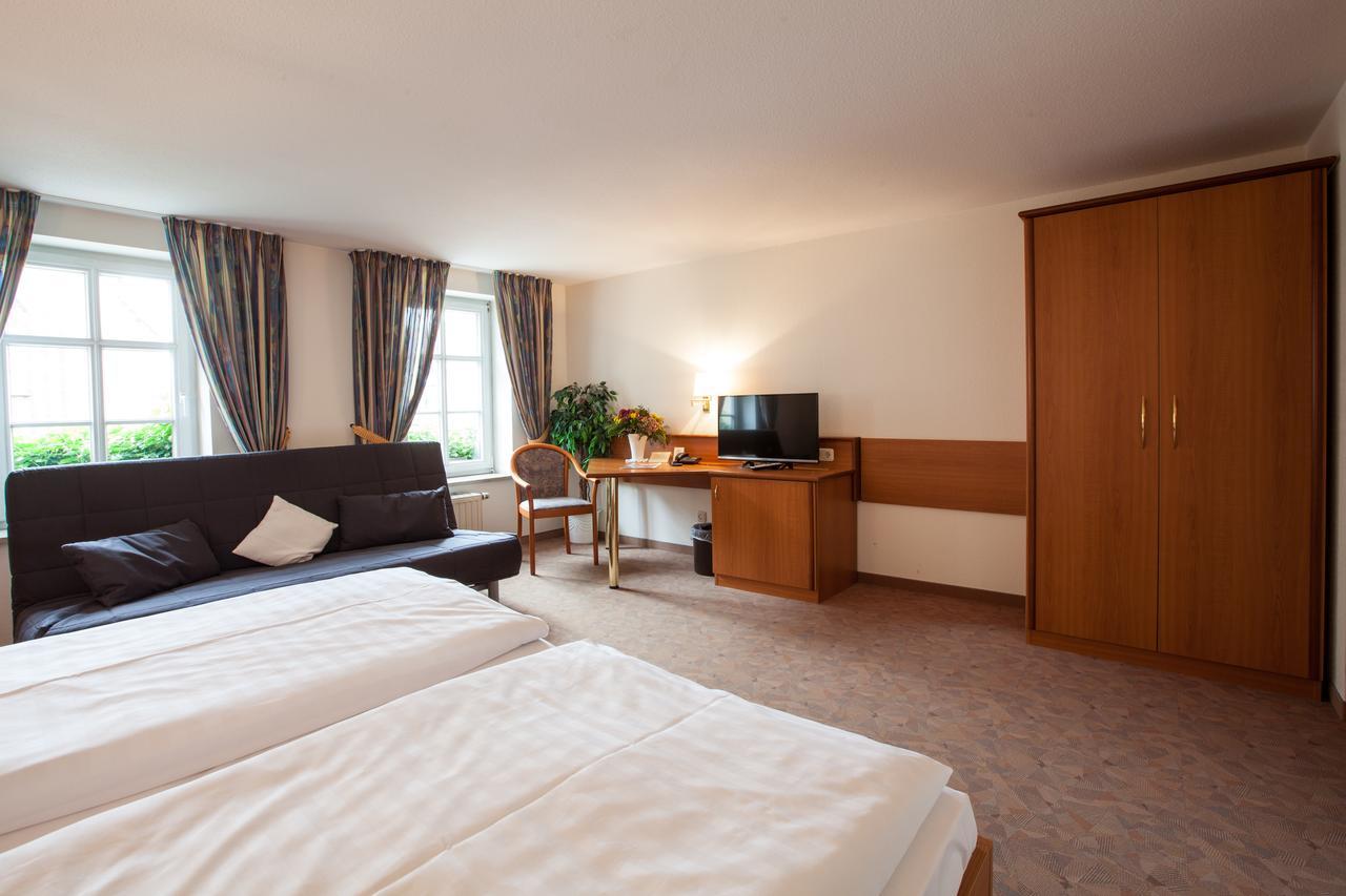 Hotel Reussischer Hof Schmölln Kültér fotó